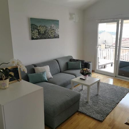 Apartments Dvor - Ap1, Ap2, Ap3 Baška Voda Εξωτερικό φωτογραφία