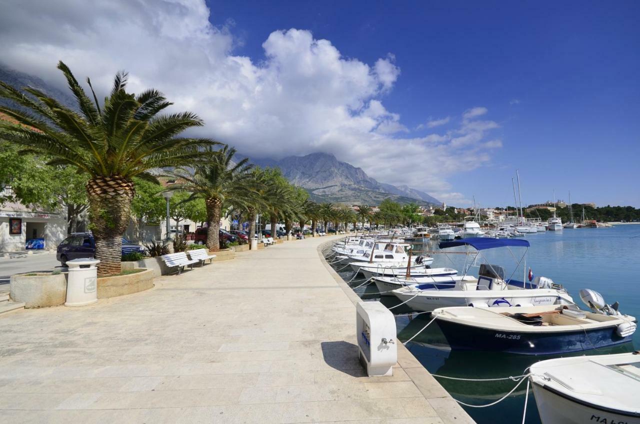 Apartments Dvor - Ap1, Ap2, Ap3 Baška Voda Εξωτερικό φωτογραφία