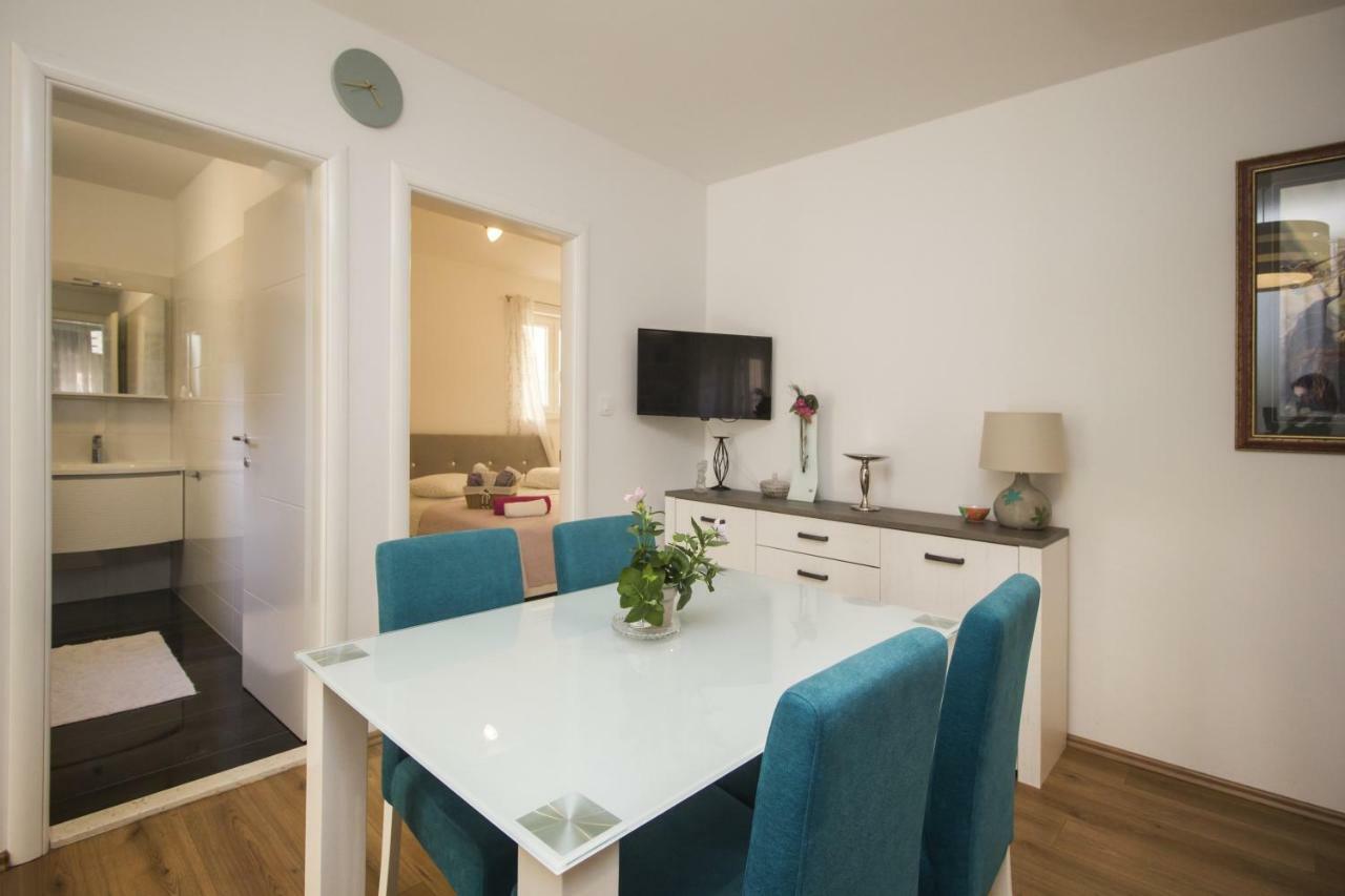 Apartments Dvor - Ap1, Ap2, Ap3 Baška Voda Εξωτερικό φωτογραφία