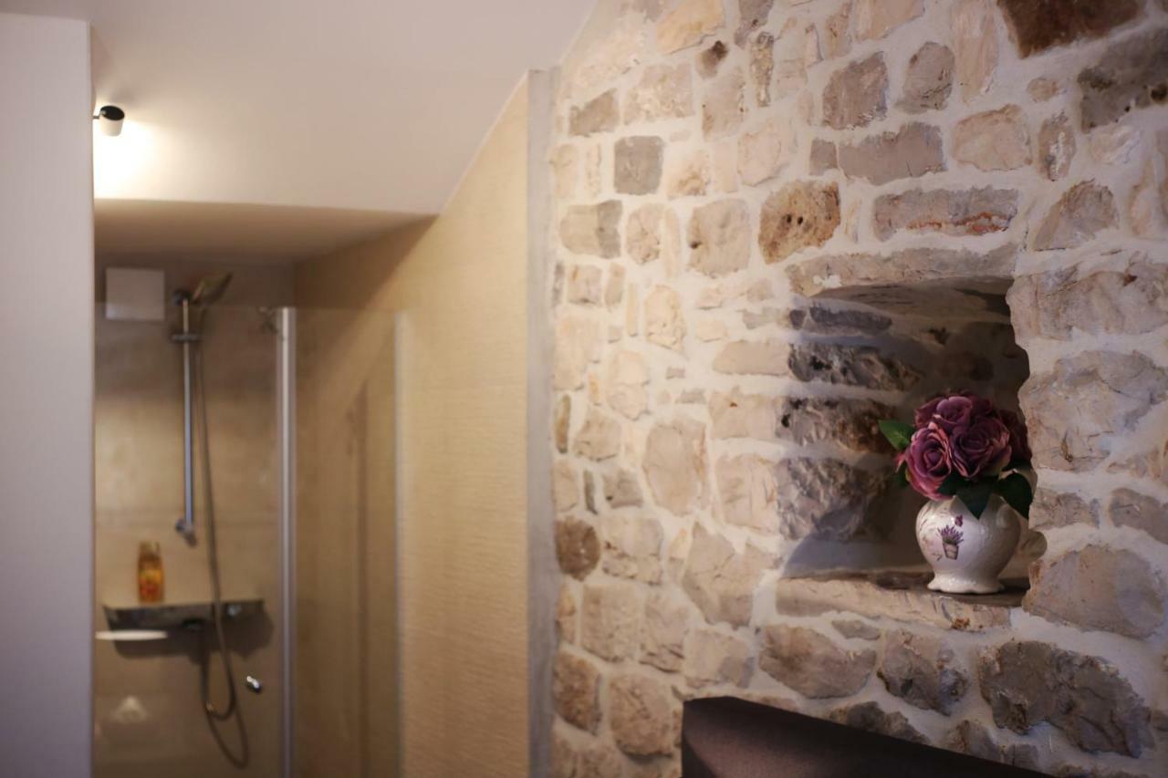 Apartments Dvor - Ap1, Ap2, Ap3 Baška Voda Εξωτερικό φωτογραφία