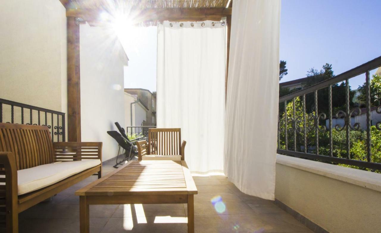 Apartments Dvor - Ap1, Ap2, Ap3 Baška Voda Εξωτερικό φωτογραφία
